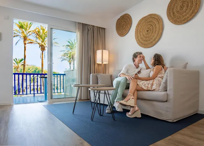 Parque Nereida Suites Hotel